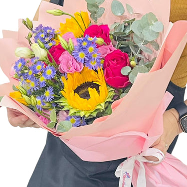 Hot Pink Roses & Sunflowers Bouquet